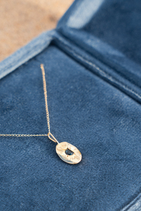 Moonbeam Sapphire Pendant